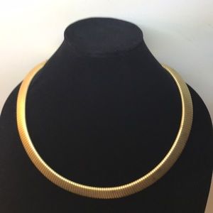 Necklace goldtone Chico’s